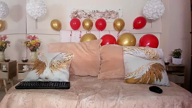 AriaVega online show from 04/21/26, 12:33