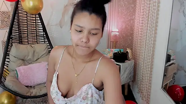 AriaVega online show from 04/23/26, 12:40