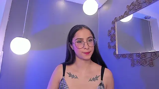 Alana Martinez  online show from 04/08/26, 08:09