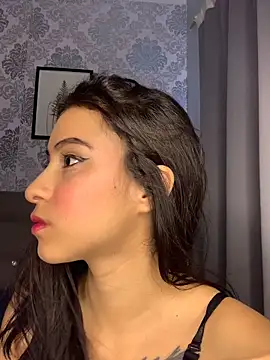 Alana Martinez  online show from 04/16/26, 08:31