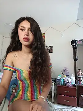 caramel doll   online show from 12/21/25, 08:38