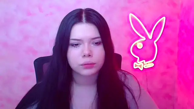 Mona Esty online show from 12/19/25, 06:37