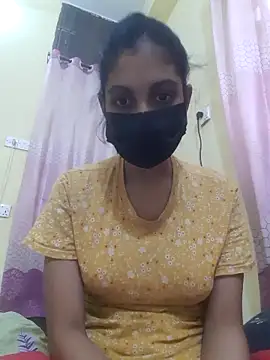 Snapshot of teen_girl_07 chatting on 10/17/25, 10:18 teen girl 07 online show from 10/17/25, 10:18