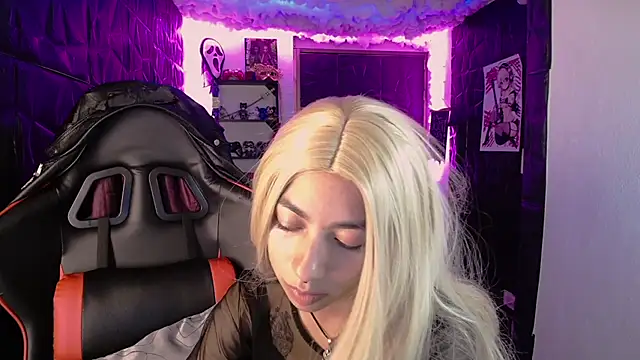 lunarichy22 online show from 02/13/26, 07:54