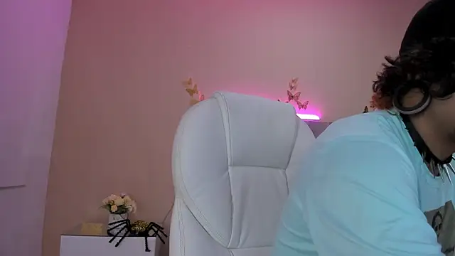 Kaoz 23  online show from 10/19/25, 01:01