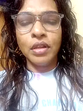 Snapshot of anjalibhovii chatting on 10/03/25, 06:27 anjalibhovii online show from 10/03/25, 06:27