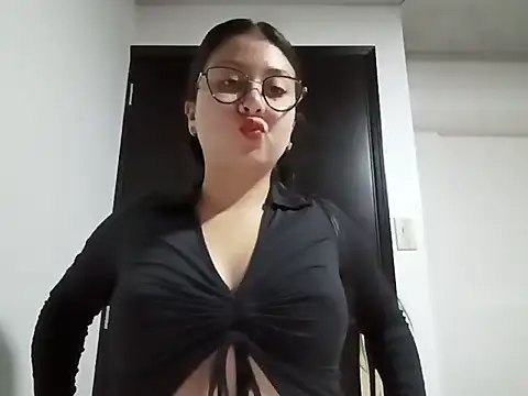 lil mila online show from 01/17/26, 03:22