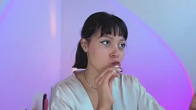 Qadeshoficial online show from 10/07/25, 09:01