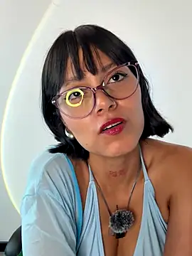 Qadeshoficial online show from 10/22/25, 09:14