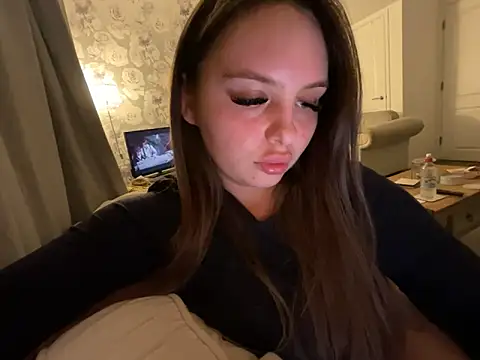 EllaStarrxxx online show from 10/28/25, 10:56