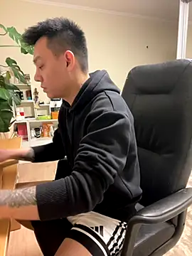 latava online show from 11/21/25, 04:05