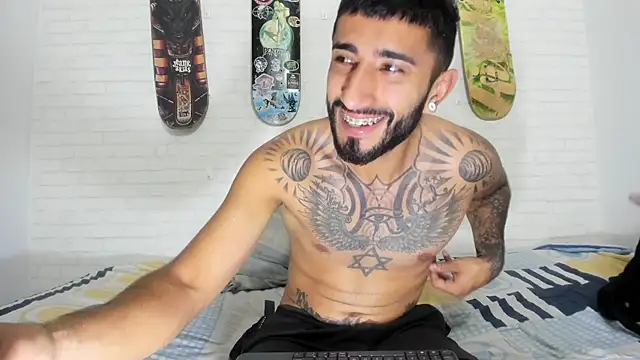 sofiandnick smith online show from 07/05/26, 01:23
