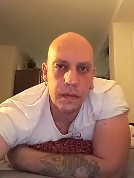 Snapshot of Kobradera1984 chatting on 10/30/25, 10:54 Kobradera1984 online show from 10/30/25, 10:54