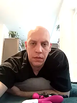 Snapshot of Kobradera1984 chatting on 02/02/26, 08:35 Kobradera1984 online show from 02/02/26, 08:35