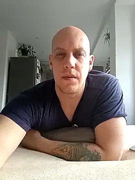 Snapshot of Kobradera1984 chatting on 02/23/26, 08:55 Kobradera1984 online show from 02/23/26, 08:55