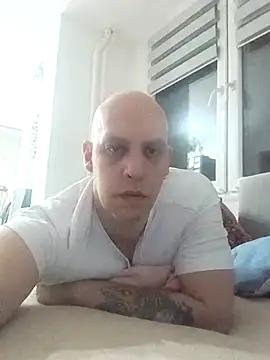 Snapshot of Kobradera1984 chatting on 03/01/26, 09:06 Kobradera1984 online show from 03/01/26, 09:06