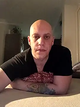 Snapshot of Kobradera1984 chatting on 03/06/26, 10:39 Kobradera1984 online show from 03/06/26, 10:39