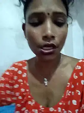 Hotty-romi3 online show from 10/28/25, 02:48