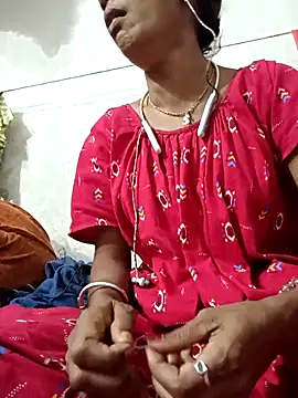 Hotty-romi3 online show from 12/05/25, 12:58