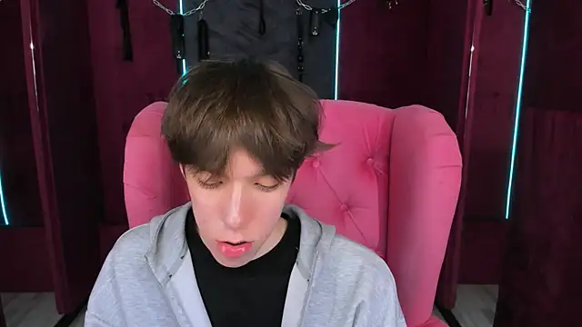 MarkBranston online show from 04/27/26, 09:51