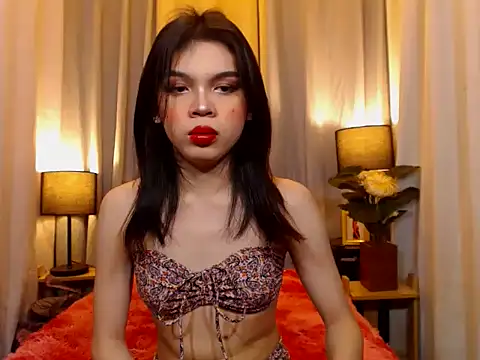 Snapshot of TWINKTRANSSHANEL chatting on 02/18/26, 10:44 TWINKTRANSSHANEL online show from 02/18/26, 10:44