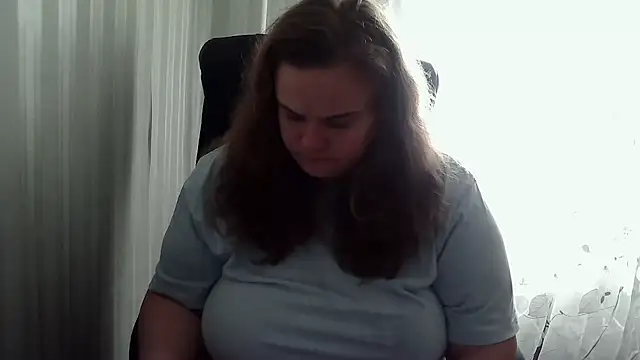 Snapshot of HarmonyKarera chatting on 10/12/25, 07:29 HarmonyKarera online show from 10/12/25, 07:29