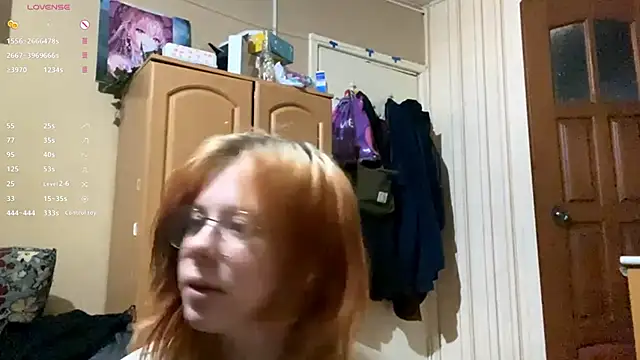 AnitaVanruiten online show from 10/25/25, 05:15