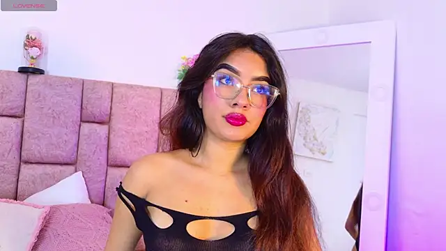 AmyVega  online show from 10/28/25, 02:31