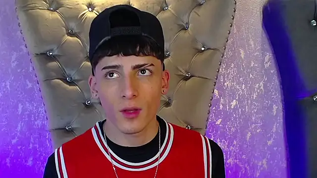 MateoMitchell online show from 10/23/25, 06:02