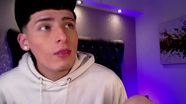 MateoMitchell online show from 11/12/25, 09:10