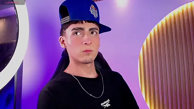 MateoMitchell online show from 04/26/26, 04:32