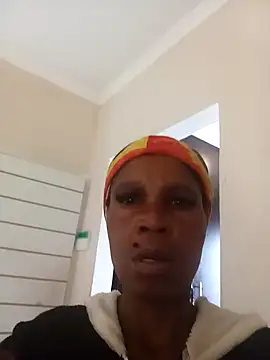 QueenLady7 online show from 10/20/25, 11:54