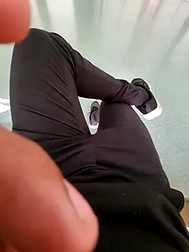 maxOliver12345 online show from 10/21/25, 10:27