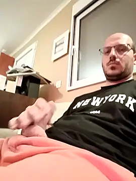 arksex32 online show from 04/12/26, 10:04