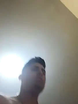 Snapshot of Darelzexxxxxx chatting on 12/05/25, 06:00 Darelzexxxxxx online show from 12/05/25, 06:00