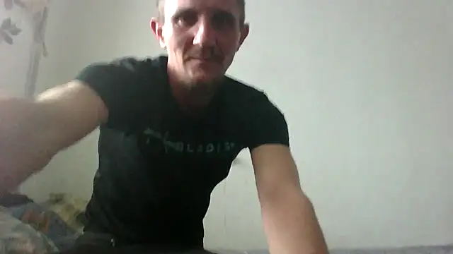 Twolatte1520 online show from 04/01/26, 12:50