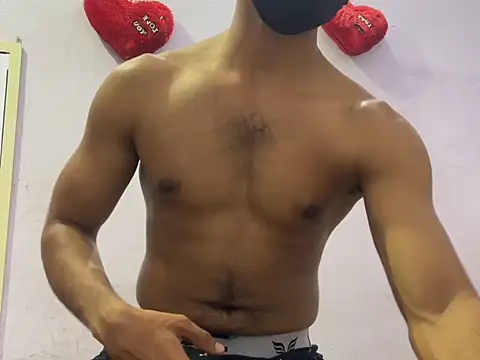 Snapshot of OooYessboyy chatting on 04/24/26, 06:54 OooYessboyy online show from 04/24/26, 06:54