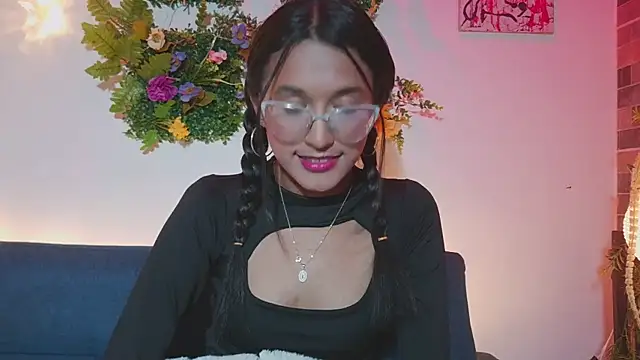 luna valen online show from 03/06/26, 03:14