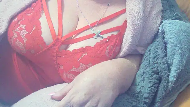 Playful MILF Demi online show from 11/26/25, 09:27