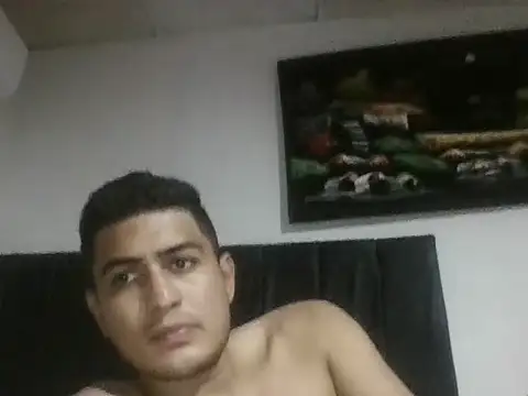 cerdo14562 online show from 12/14/25, 11:09