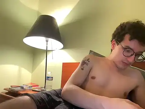 Snapshot of Poeta98@xh chatting on 10/13/25, 06:08 Poeta98xh online show from 10/13/25, 06:08