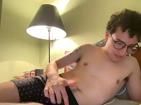 Snapshot of Poeta98@xh chatting on 10/16/25, 05:58 Poeta98xh online show from 10/16/25, 05:58