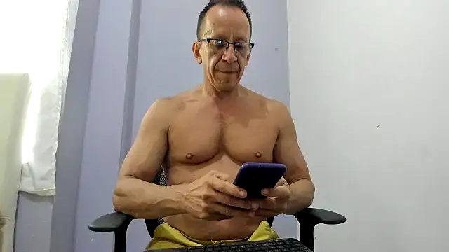  axelking  online show from 03/10/26, 11:37