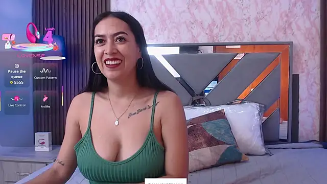 Mature juliana1 online show from 10/12/25, 12:37