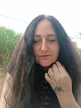 Snapshot of Bella_862 chatting on 07/19/26, 04:33 Bella 862 online show from 07/19/26, 04:33
