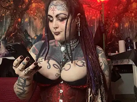 Snapshot of nyxvelon chatting on 01/18/26, 08:45 nyxvelon online show from 01/18/26, 08:45