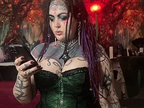 Snapshot of nyxvelon chatting on 02/04/26, 10:58 nyxvelon online show from 02/04/26, 10:58