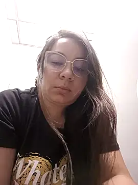 Snapshot of Hatria_Nuu chatting on 10/09/25, 06:06 Hatria Nuu online show from 10/09/25, 06:06