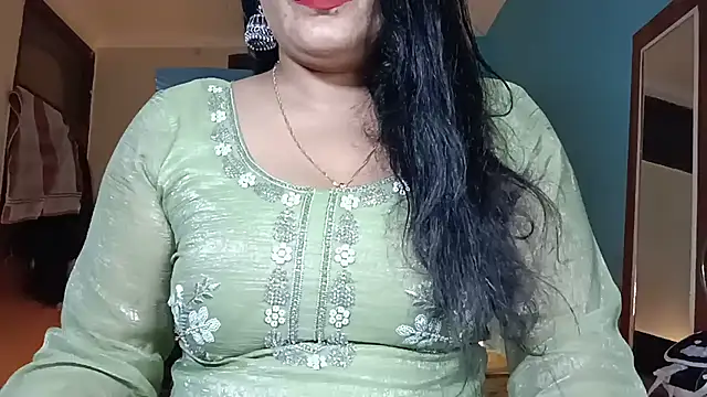 Snapshot of horny_milf_couple chatting on 06/15/26, 08:55 horny milf couple online show from 06/15/26, 08:55