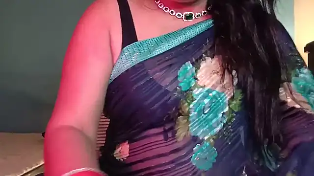 Snapshot of horny_milf_couple chatting on 07/23/26, 01:58 horny milf couple online show from 07/23/26, 01:58